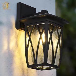 Classic style outdoor wall lamp