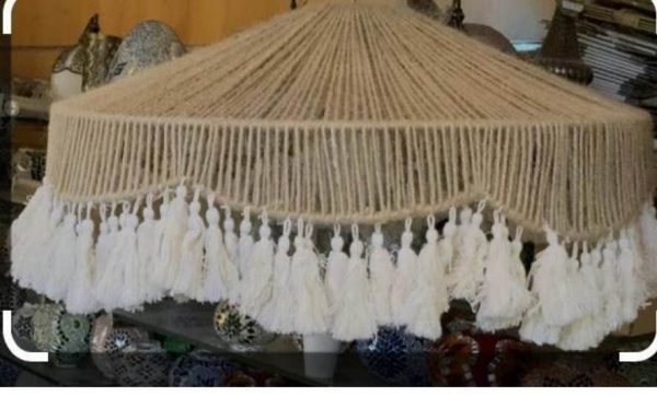 TASSELED WICKER PANDENT ROPE